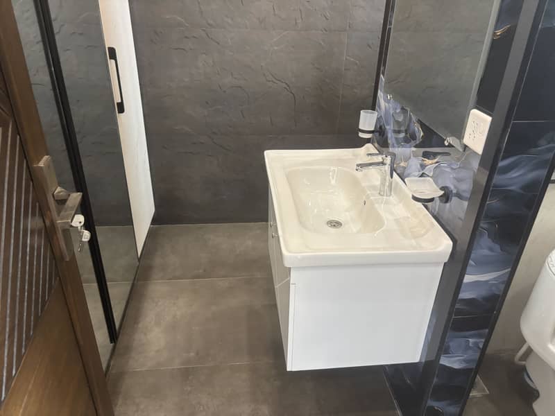 DHA RAHBAR ULTRA MODREN BRAND NEW HOUSE IS UP FOR SALE 26