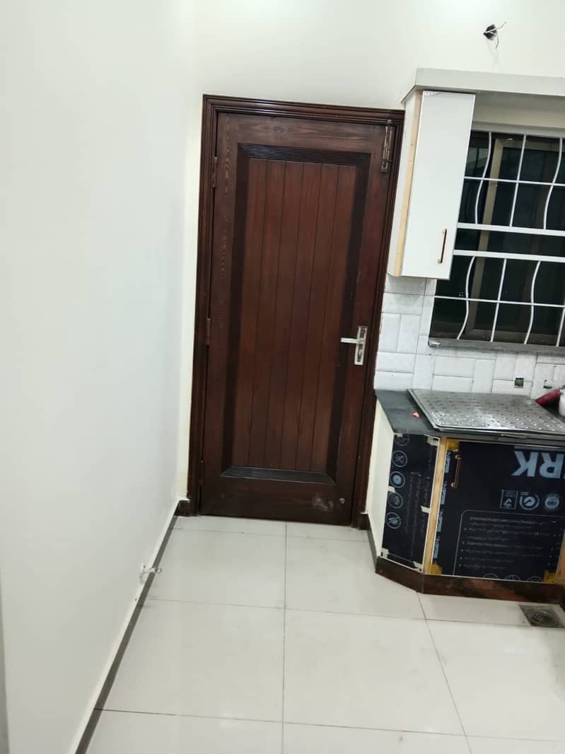 WAPDA TOWN 5 MARLA BEST LOCATION HOUSE IS UP FOR SALE 6