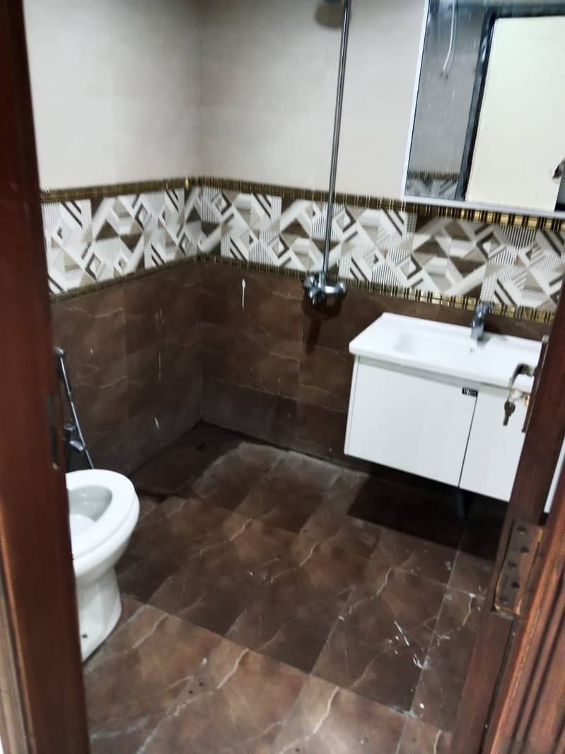 WAPDA TOWN 5 MARLA BEST LOCATION HOUSE IS UP FOR SALE 14