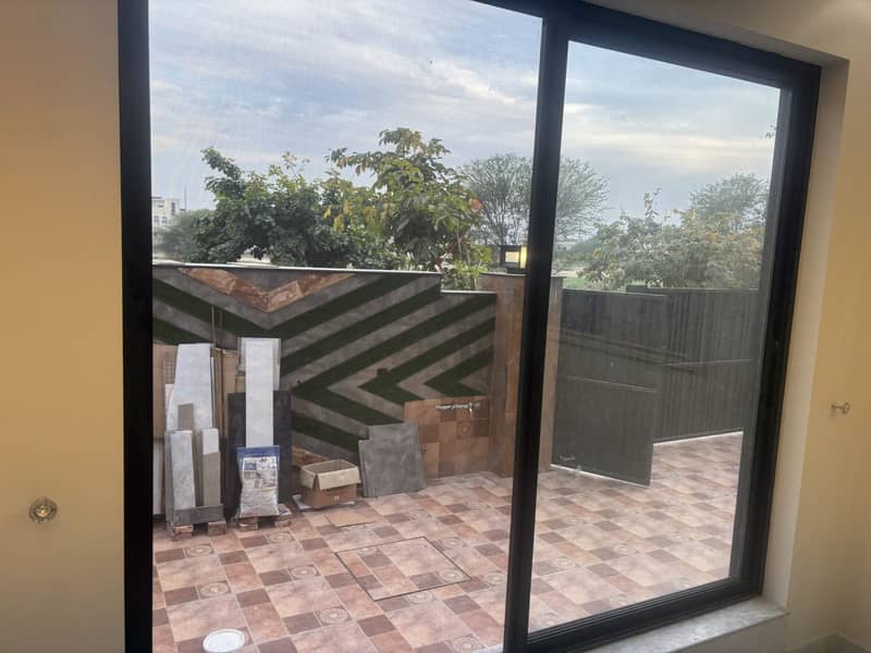DHA RAHBAR 10 MARLA MODREN STYLE MOST BEAUTIFUL HOUSE AVAILABLE FOR SALE 7