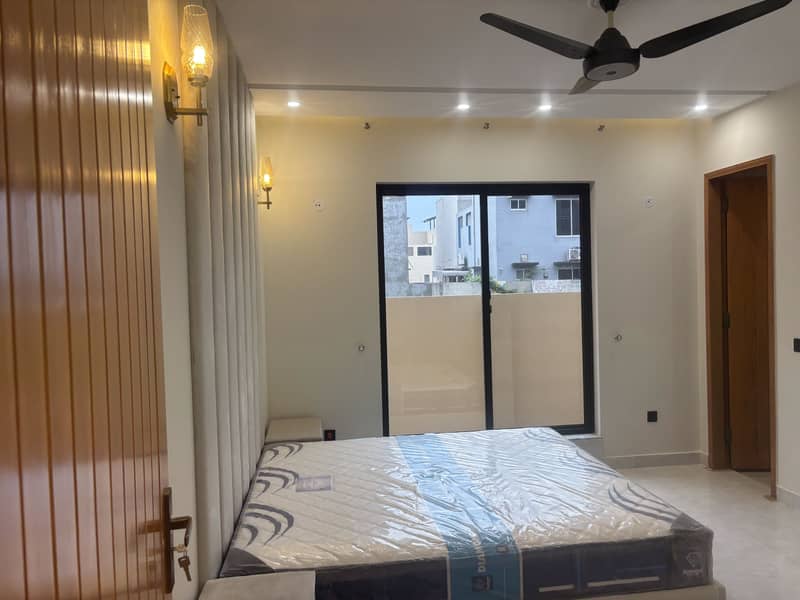 DHA RAHBAR 10 MARLA MODREN STYLE MOST BEAUTIFUL HOUSE AVAILABLE FOR SALE 17