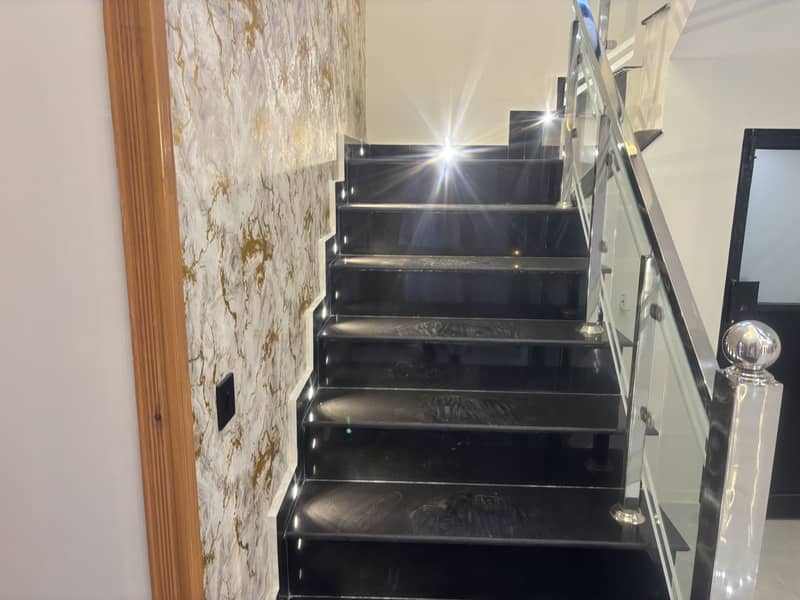 DHA RAHBAR 10 MARLA MODREN STYLE MOST BEAUTIFUL HOUSE AVAILABLE FOR SALE 23