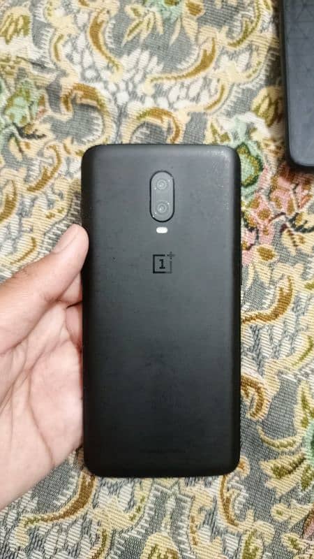 One Plus 6T 1