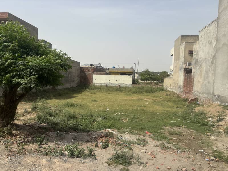 8 MARLA USED HOUSE BUT VERY GOOD CONDITION IS AVAILABLE FOR SALE 12