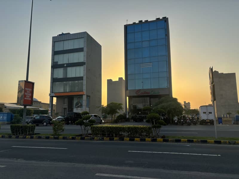 DHA 11 RAHBAR 8 MARLA COMMERCIAL ON MAIN 100 FEET WIDE ROAD PLOT AVAILABLE FOR REASONABLE PRICE IDEAL LOCATION FOR BUSINESS AND MUCH MORE 0