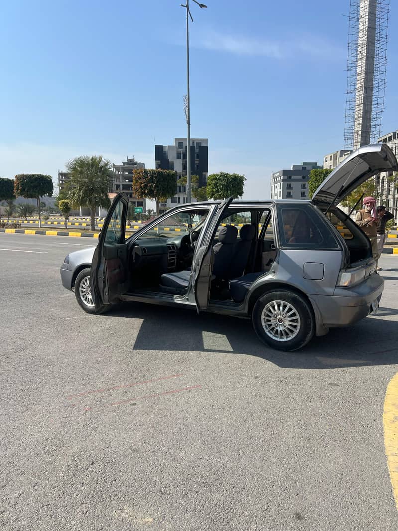 Suzuki Cultus VXR 2014 4