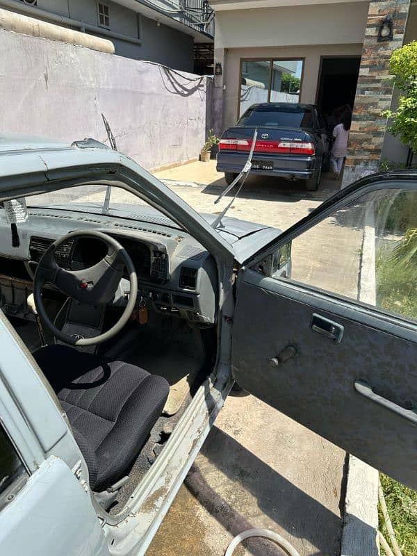Suzuki Swift 1991 3