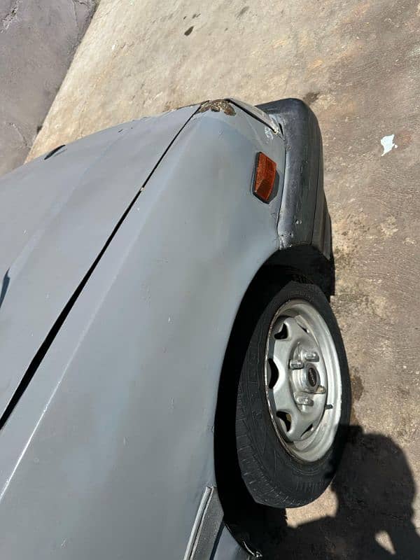 Suzuki Swift 1991 6