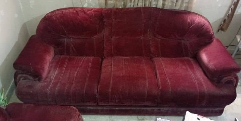 Burgundy Velvet Sofa Set - 5 Seater 1