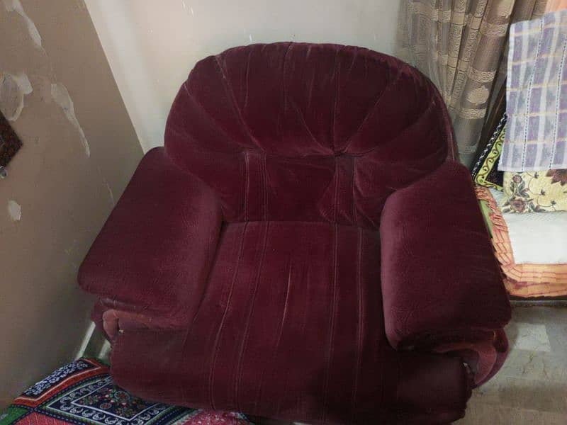 Burgundy Velvet Sofa Set - 5 Seater 3