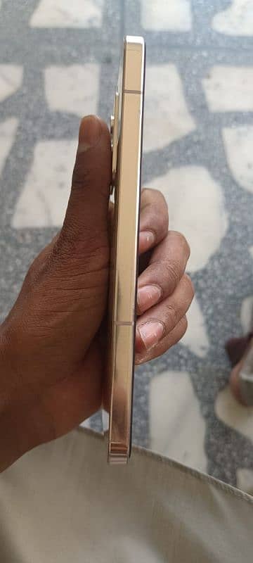 Vivo v23 5G 12+8/256 6