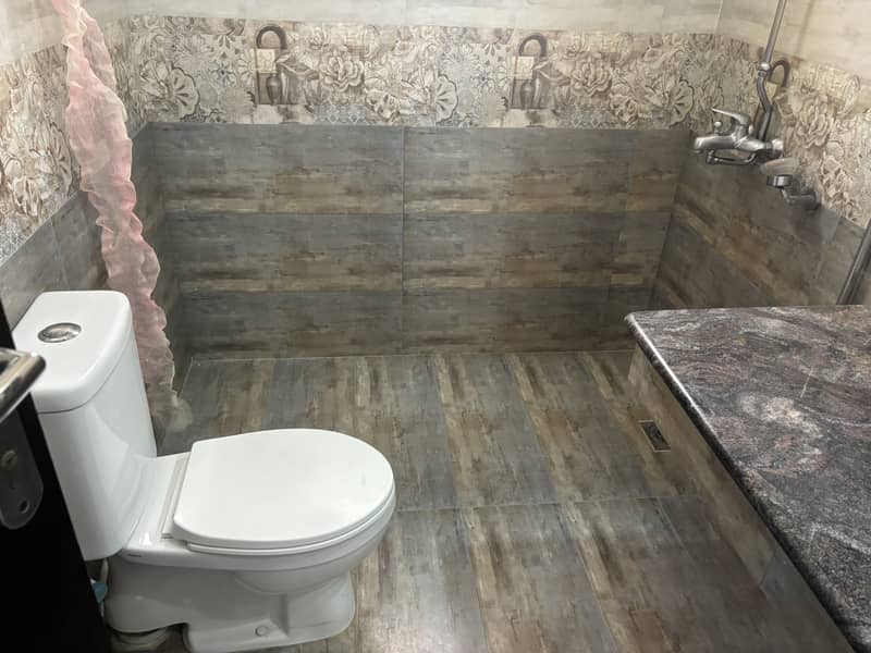 DHA RAHBAR 10 MARLA BEAUTIFUL HOUSE FOR SALE 5