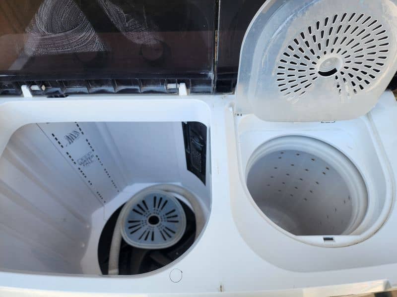 Barely used Washing Machine 2