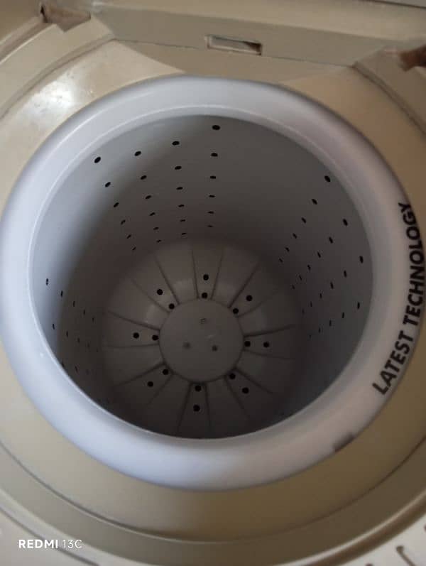 washing machine and dryer 4
