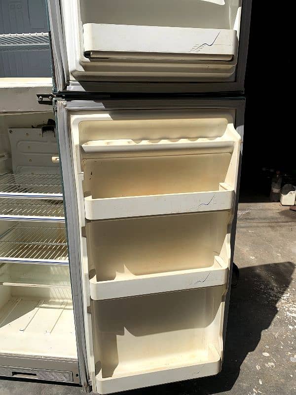 Dawlance Fridge 6