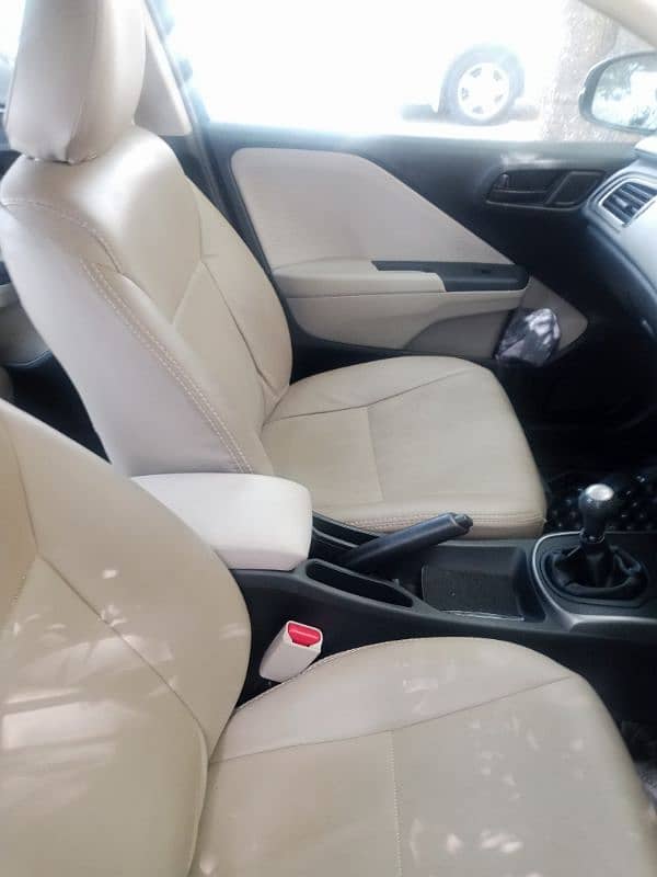 Honda City IVTEC 2024 9