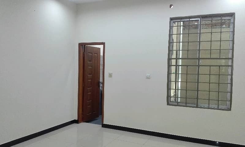 5 Marla Lower Portion For Rent In Allama Iqbal Town Brand New 2