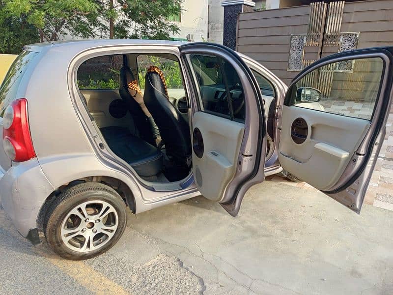 Toyota Passo 2011 6