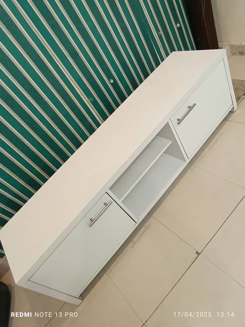 Led Rack Smart TV TABLE 3