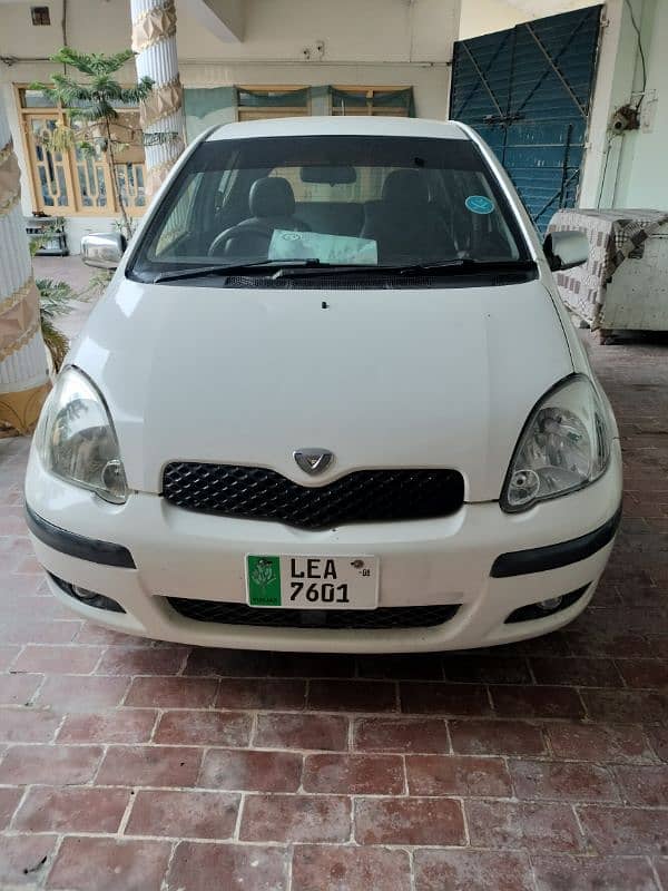 Toyota Vitz 2004 1