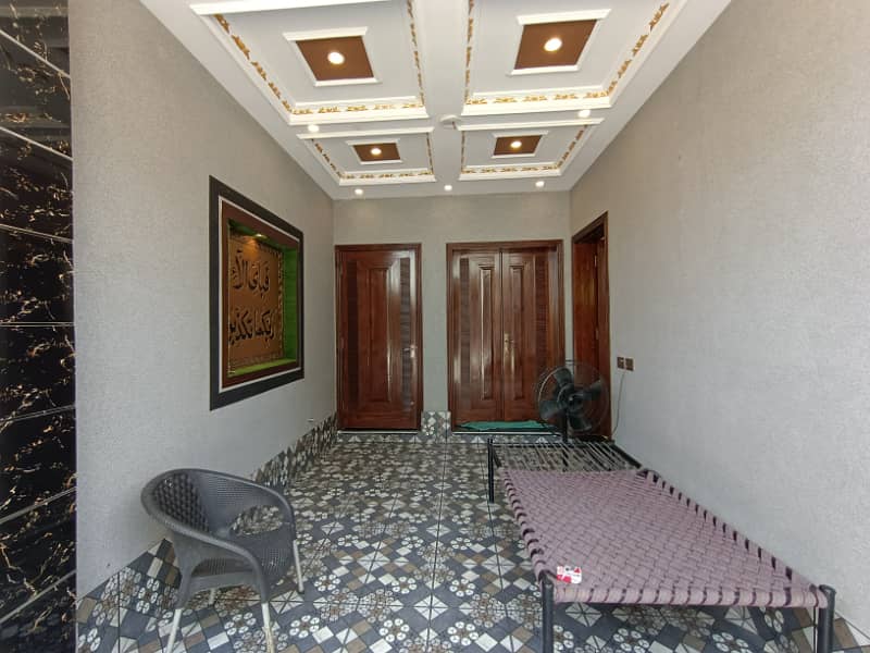 5 Marla Very Beautiful Luxury Brand New Moderan Desing House For SALE In Johar Town Super Hot Location 2