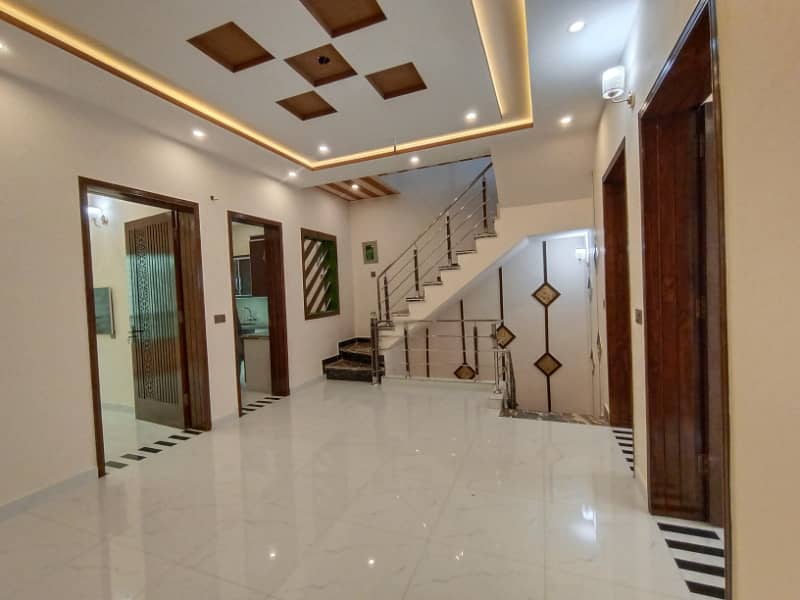 5 Marla Very Beautiful Luxury Brand New Moderan Desing House For SALE In Johar Town Super Hot Location 22