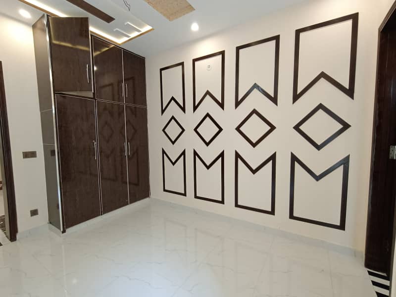5 Marla Very Beautiful Luxury Brand New Moderan Desing House For SALE In Johar Town Super Hot Location 33