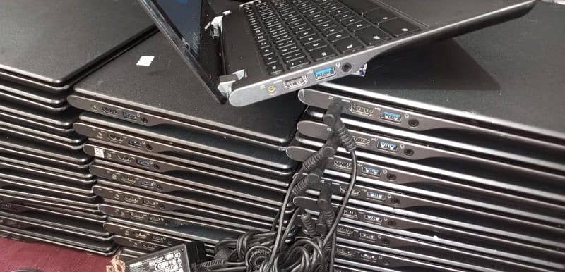 Acer Laptop C740 | 4GB / 128GB SSD | 11.6″ Display ! 9 hrs Battery 3