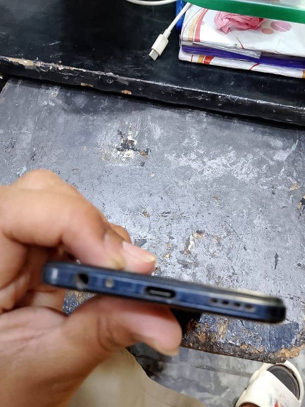 vivo y33s 0