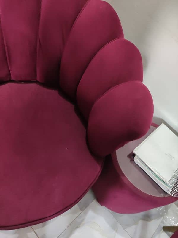 coffee set with table for urgent sale 0