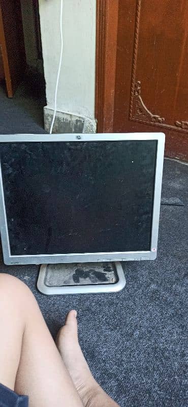 Moniter screen 0