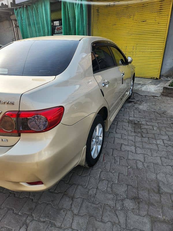 Toyota Corolla 1.6 Altis 2012 4