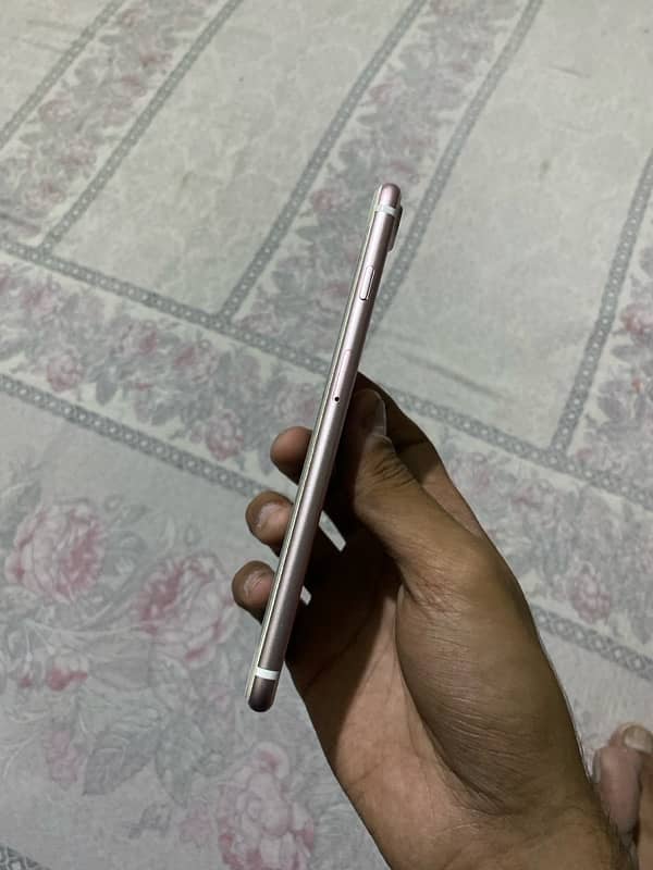 Iphone 7 Plus PTA Approve 128GB 4