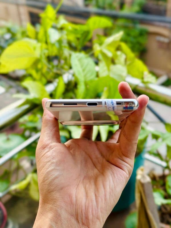 Google Pixel 6 pro 4