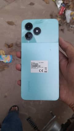realme