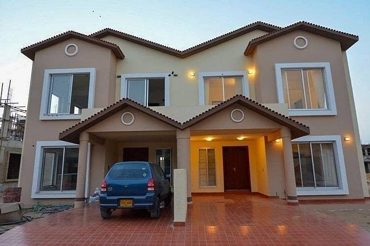 3Bed DDL 152sq yd Villa FOR SALE at Precicnt-11A (All Amenities Nearby) Heighted Location Investor Rates 0