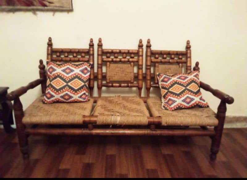 5 seater chairs in just 7000 1