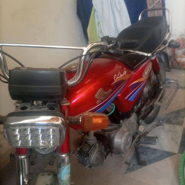 Yamaha Dhoom 70cc Model 2014 3