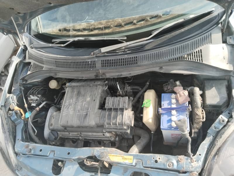 Suzuki Swift 2011 6