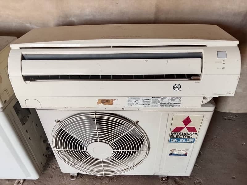 2x ac Urgent sale 5