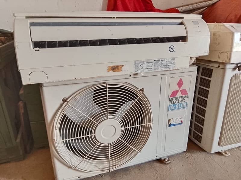 2x ac Urgent sale 12