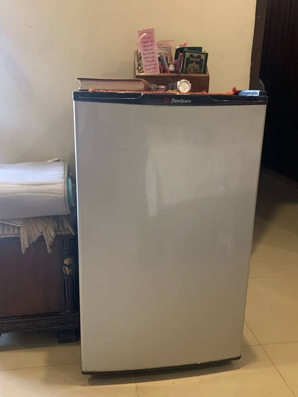 dawlance room fridge 1