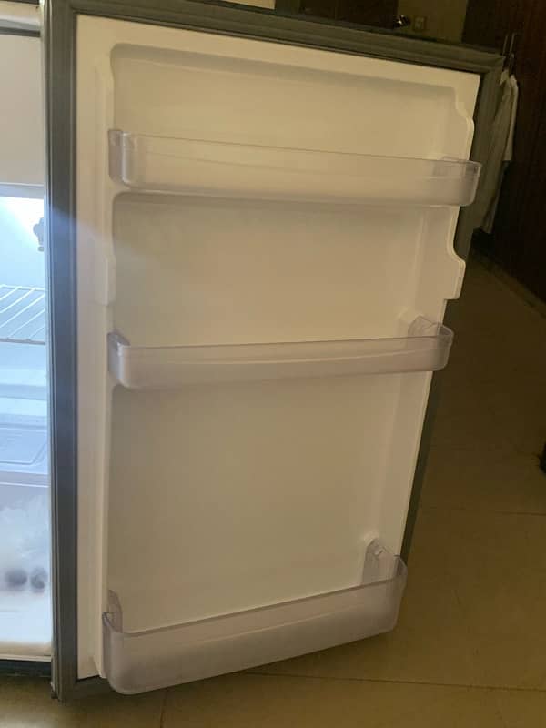 dawlance room fridge 2