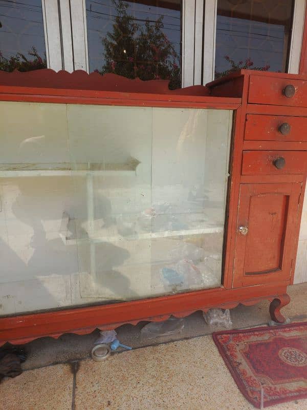 crockery showcase with glass 0