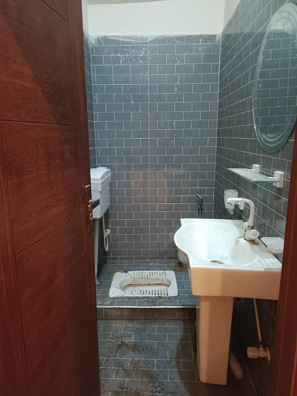 5 Marla House For Sale Rizwan Colony Link boota road link capital road nearby Model Town Sialkot 21