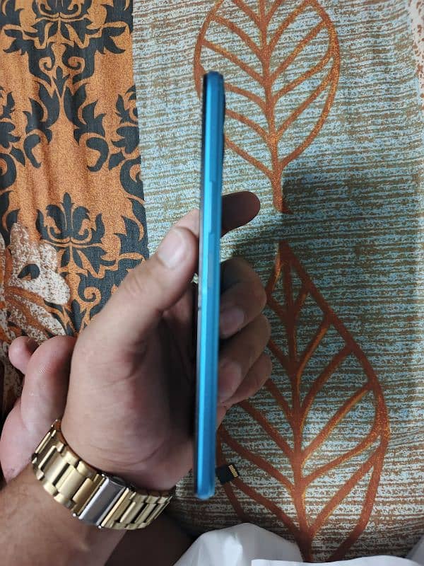 infinix hot 12 in good condition 3