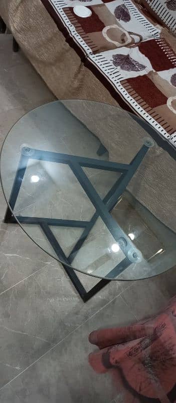 Round Glass Top Centre Coffee Table 4
