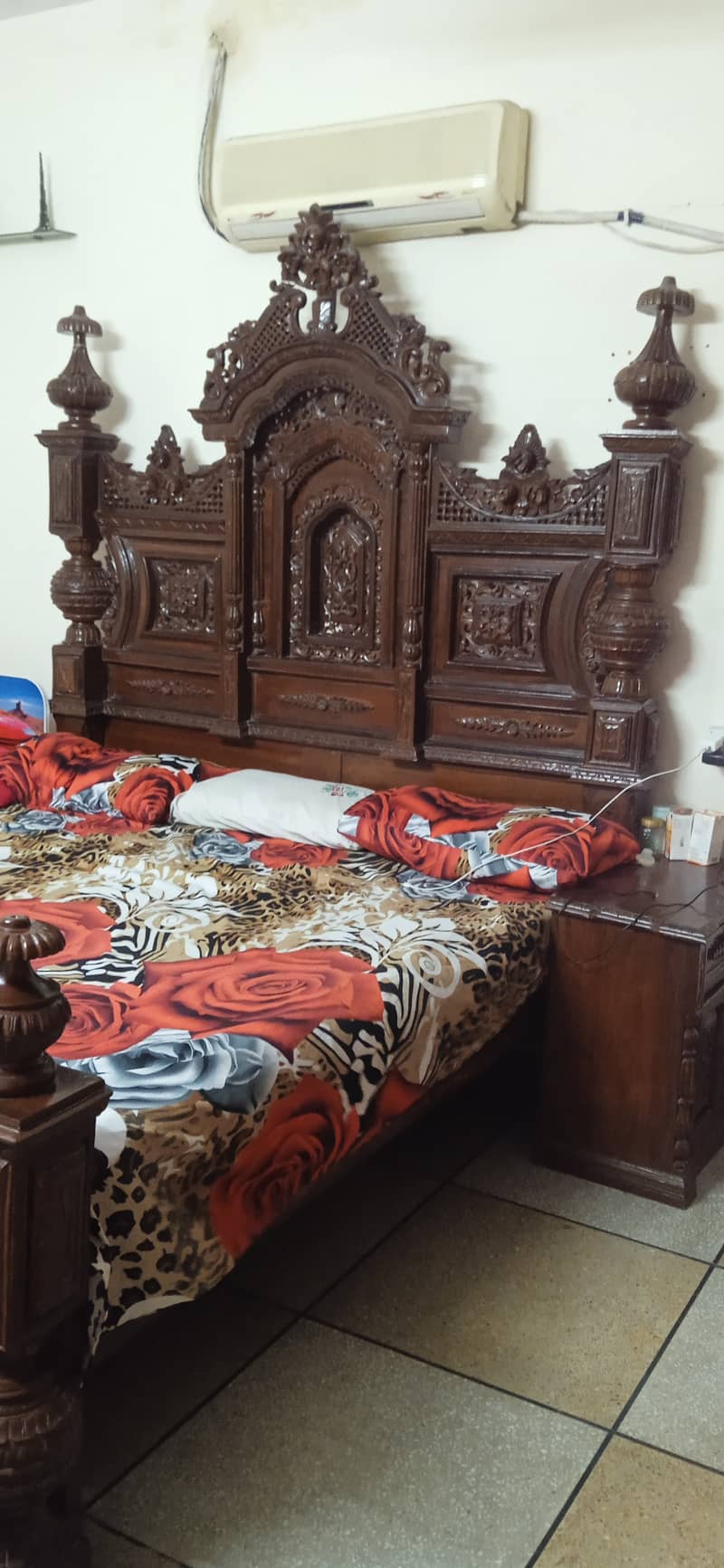 Chinioti bed set with dressing for sale 2