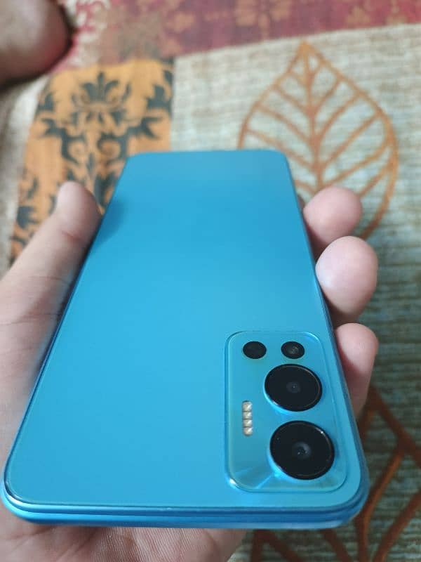 infinix hot 12 8
