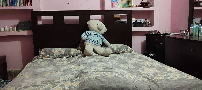 Full Bed Set 0